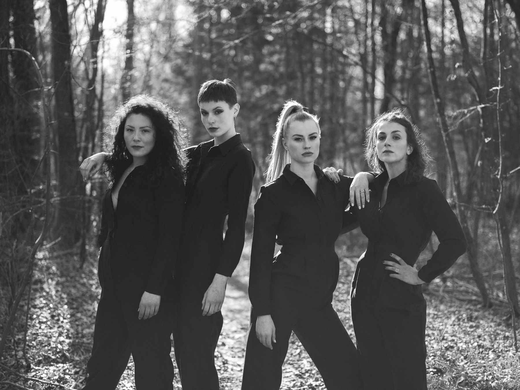 Jumpsuit – Titelbild